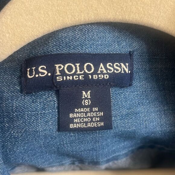 ✨U.S. Polo Assn. Boys Long Sleeve Button Down Denim Sz Medium Shirts✨ - Picture 7 of 9
